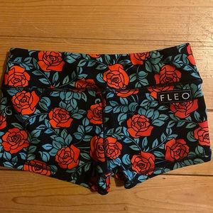 Fleo Rose shorts